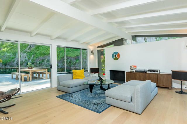 3505 El Lado Drive, Glendale, CA 91208