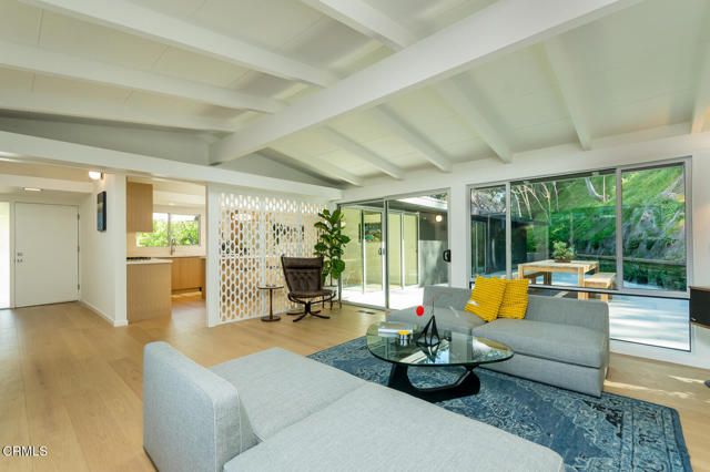 3505 El Lado Drive, Glendale, CA 91208