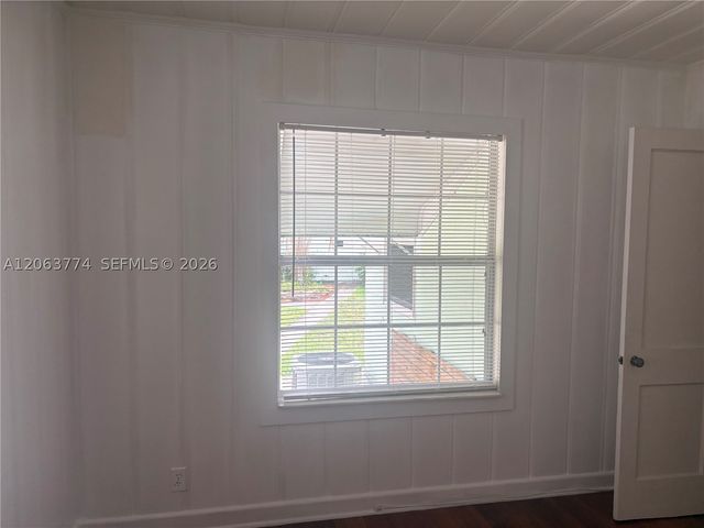 429 49th St, West Palm Beach, FL 33407