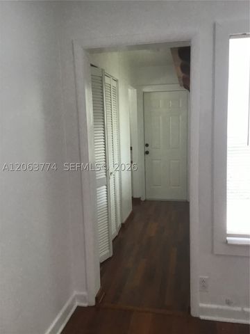 429 49th St, West Palm Beach, FL 33407