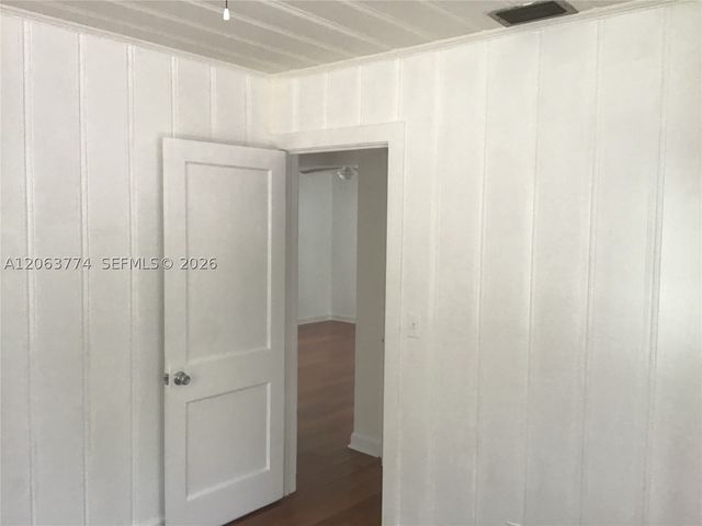 429 49th St, West Palm Beach, FL 33407