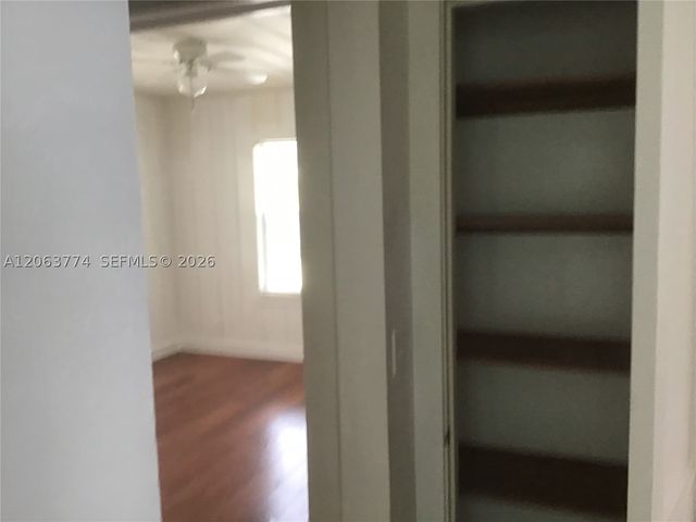 429 49th St, West Palm Beach, FL 33407