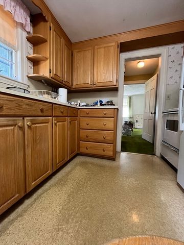 46 Cherry St, Newton, MA 02465