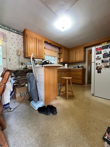 46 Cherry St, Newton, MA 02465