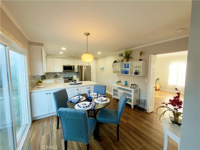 8142 Foxhall Drive, Huntington Beach, CA 92646