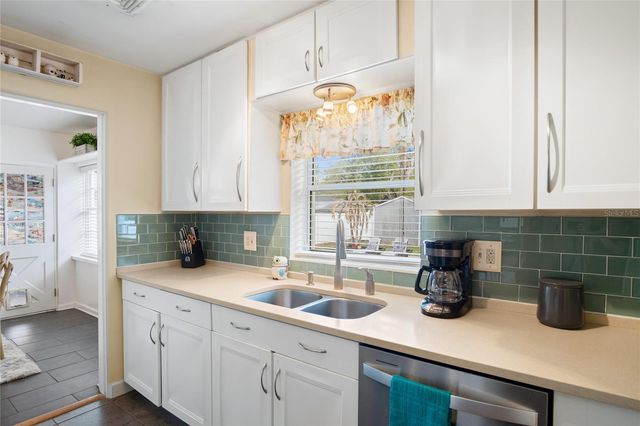 527 MERIDALE AVENUE, Orlando, FL 32803