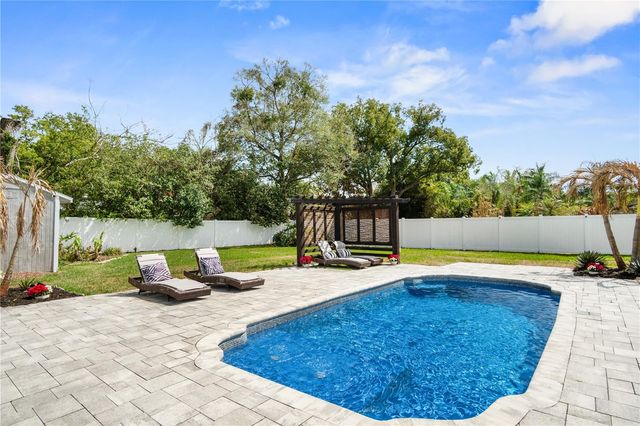 527 MERIDALE AVENUE, Orlando, FL 32803