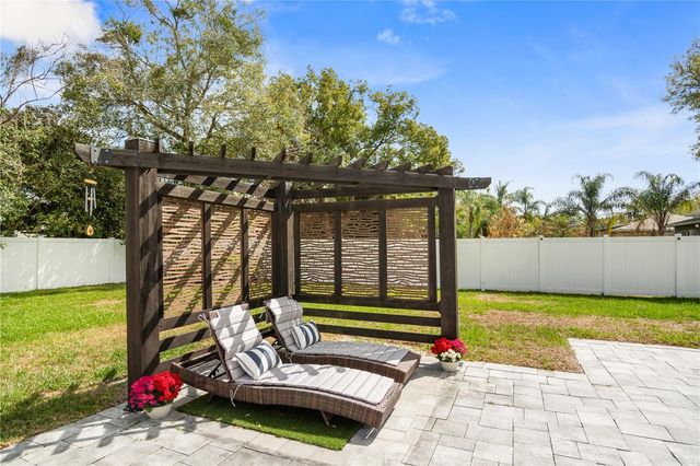 527 MERIDALE AVENUE, Orlando, FL 32803