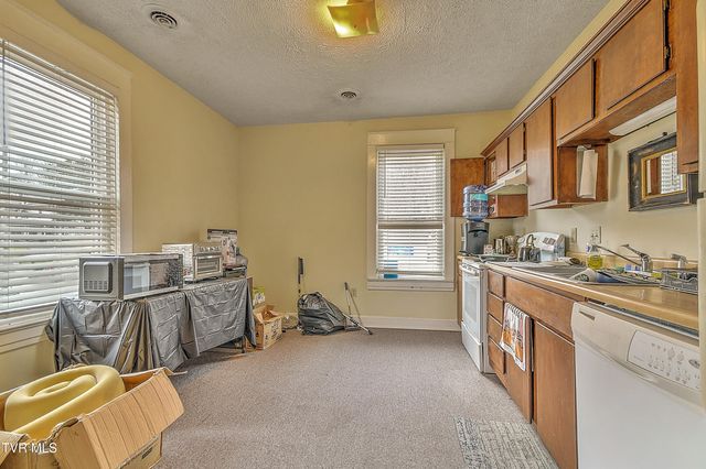 1401 Windsor Avenue, Bristol, TN 37620