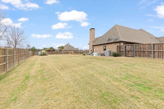 165 Abby Gail Dr., Longview, TX 75605