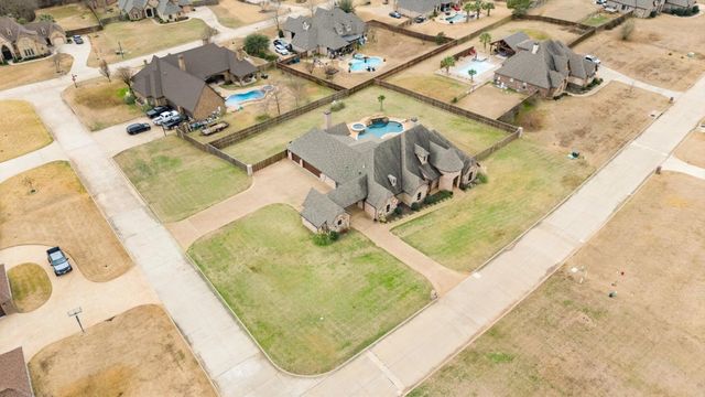 165 Abby Gail Dr., Longview, TX 75605