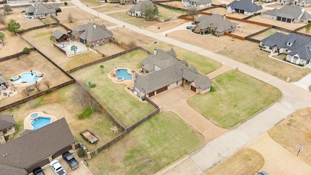 165 Abby Gail Dr., Longview, TX 75605