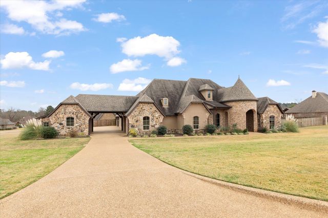 165 Abby Gail Dr., Longview, TX 75605