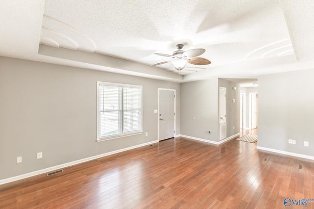 3742 Elkwood Section Road, Toney, AL 35773
