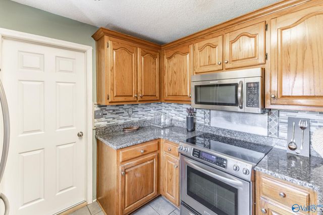 3742 Elkwood Section Road, Toney, AL 35773