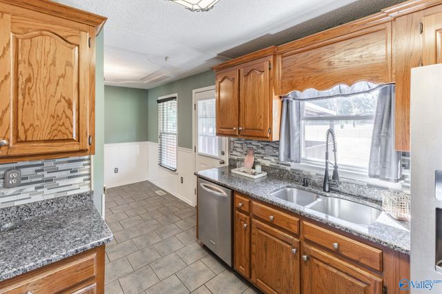 3742 Elkwood Section Road, Toney, AL 35773