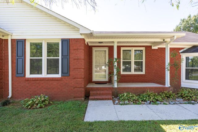 3742 Elkwood Section Road, Toney, AL 35773