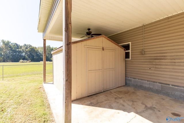 3742 Elkwood Section Road, Toney, AL 35773