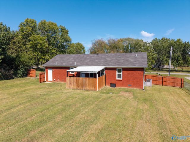 3742 Elkwood Section Road, Toney, AL 35773