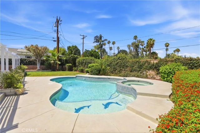 625 Lancer, Corona, CA 92879