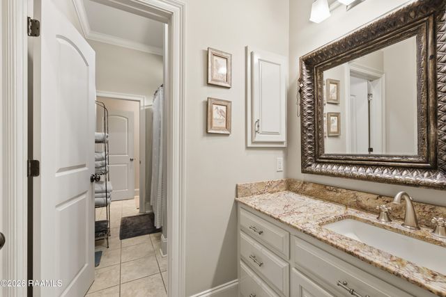 1044 Angelwood Circle, Breaux Bridge, LA 70517