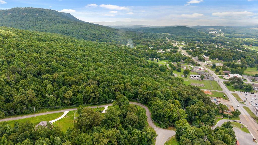 240 Timber Ridge Drive, Kimball, TN 37347