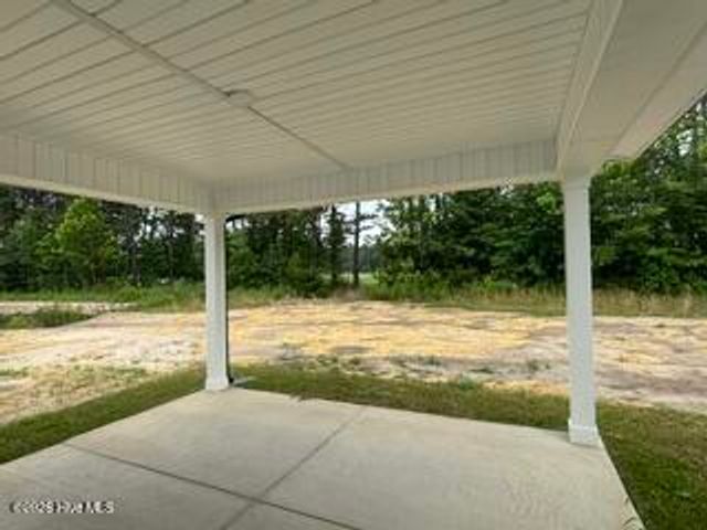 322 Eastwood Drive, Wallace, NC 28466
