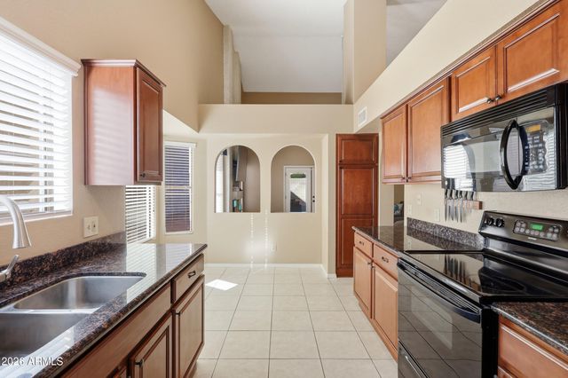 14402 S Cholla Canyon Drive, Phoenix, AZ 85044