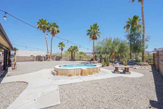 13219 S Driftwood Dr, Yuma, AZ 85367