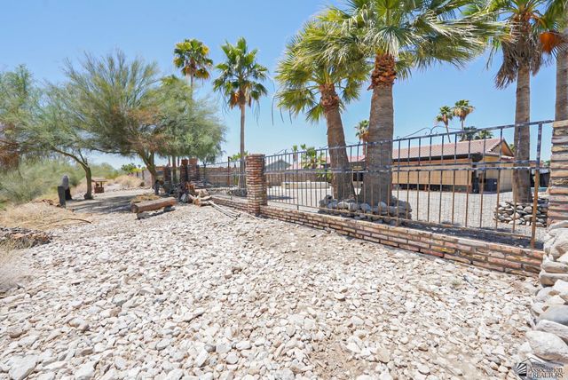 13219 S Driftwood Dr, Yuma, AZ 85367