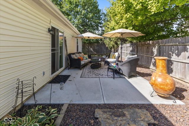 11338 Emmanuel Court, Fishers, IN 46038