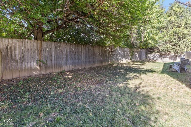 11338 Emmanuel Court, Fishers, IN 46038