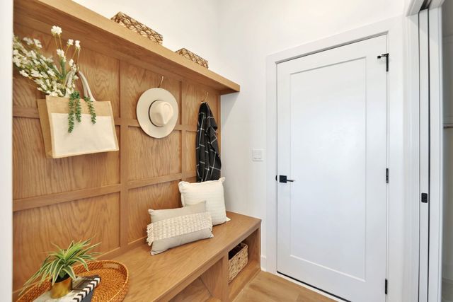 3243 N Bedford St, Wichita, KS 67226