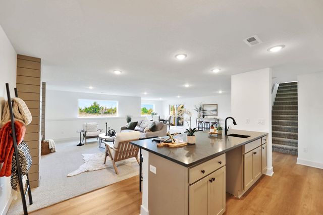 3243 N Bedford St, Wichita, KS 67226