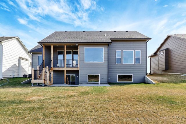 3243 N Bedford St, Wichita, KS 67226