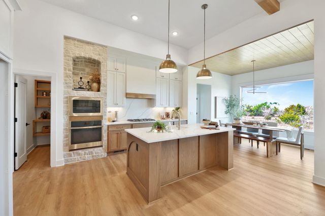 3243 N Bedford St, Wichita, KS 67226