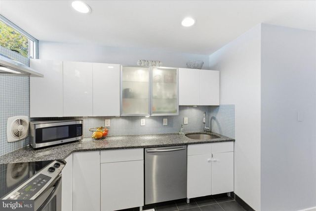 1378 4TH ST SW, Washington, DC 20024