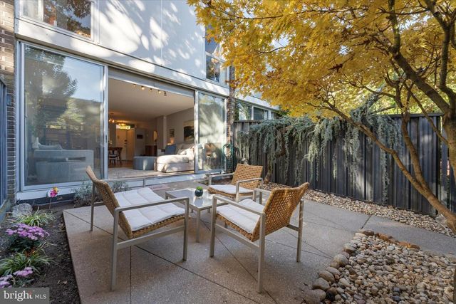 1378 4TH ST SW, Washington, DC 20024