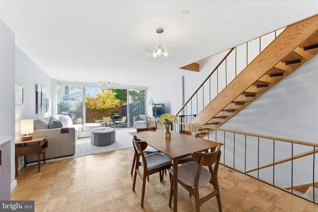 1378 4TH ST SW, Washington, DC 20024