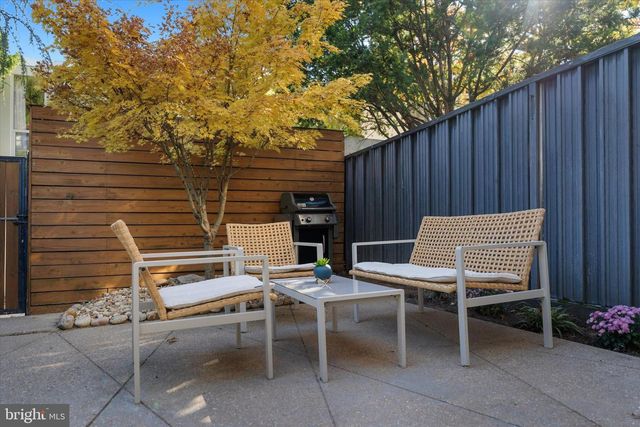 1378 4TH ST SW, Washington, DC 20024