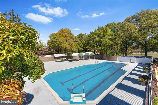 1378 4TH ST SW, Washington, DC 20024