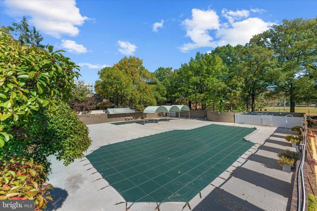 1378 4TH ST SW, Washington, DC 20024