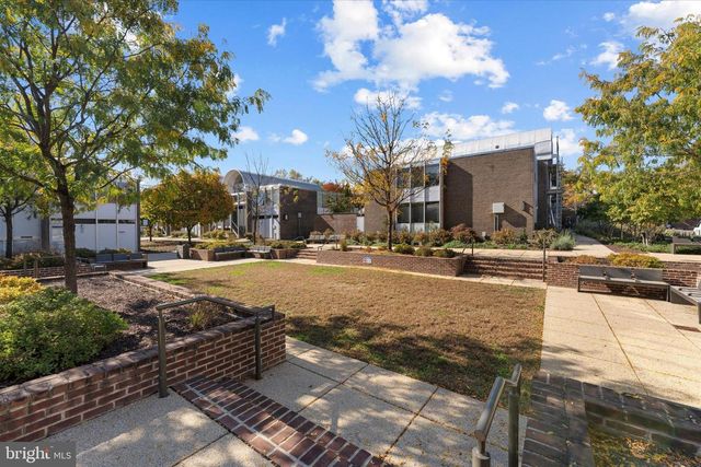 1378 4TH ST SW, Washington, DC 20024