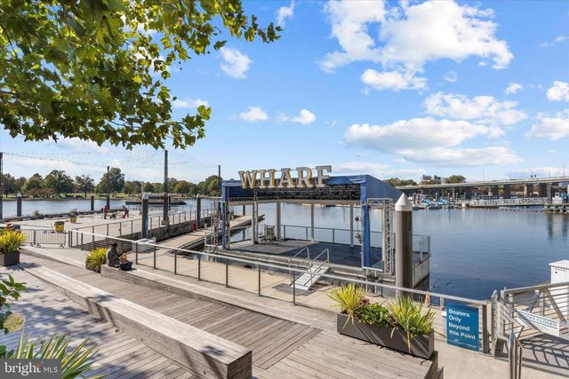 1378 4TH ST SW, Washington, DC 20024