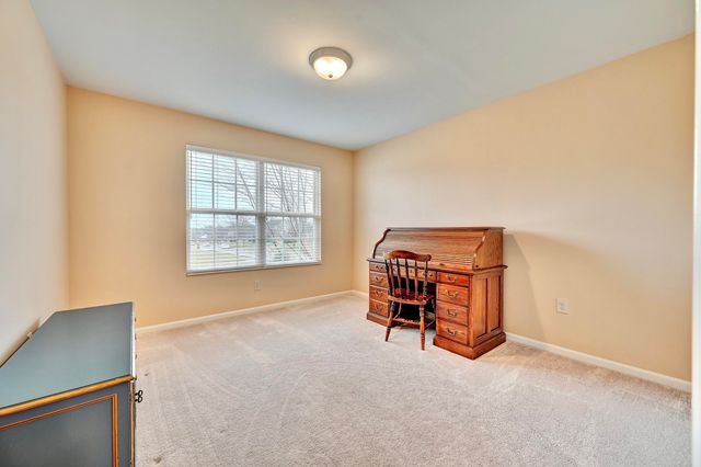 2736 Coachlight Lane, Burlington, KY 41005