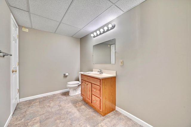 2736 Coachlight Lane, Burlington, KY 41005