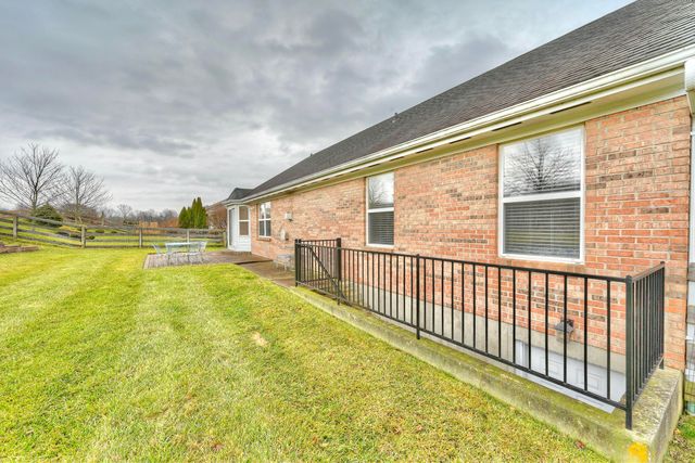 2736 Coachlight Lane, Burlington, KY 41005