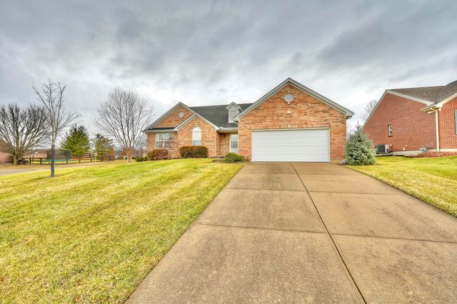2736 Coachlight Lane, Burlington, KY 41005