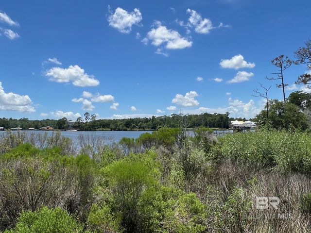 9037 Bay Point Drive, Elberta, AL 36530