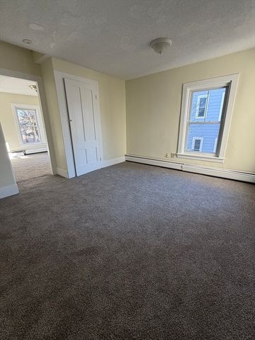 119-121 Elm Street 5, Amesbury, MA 01913